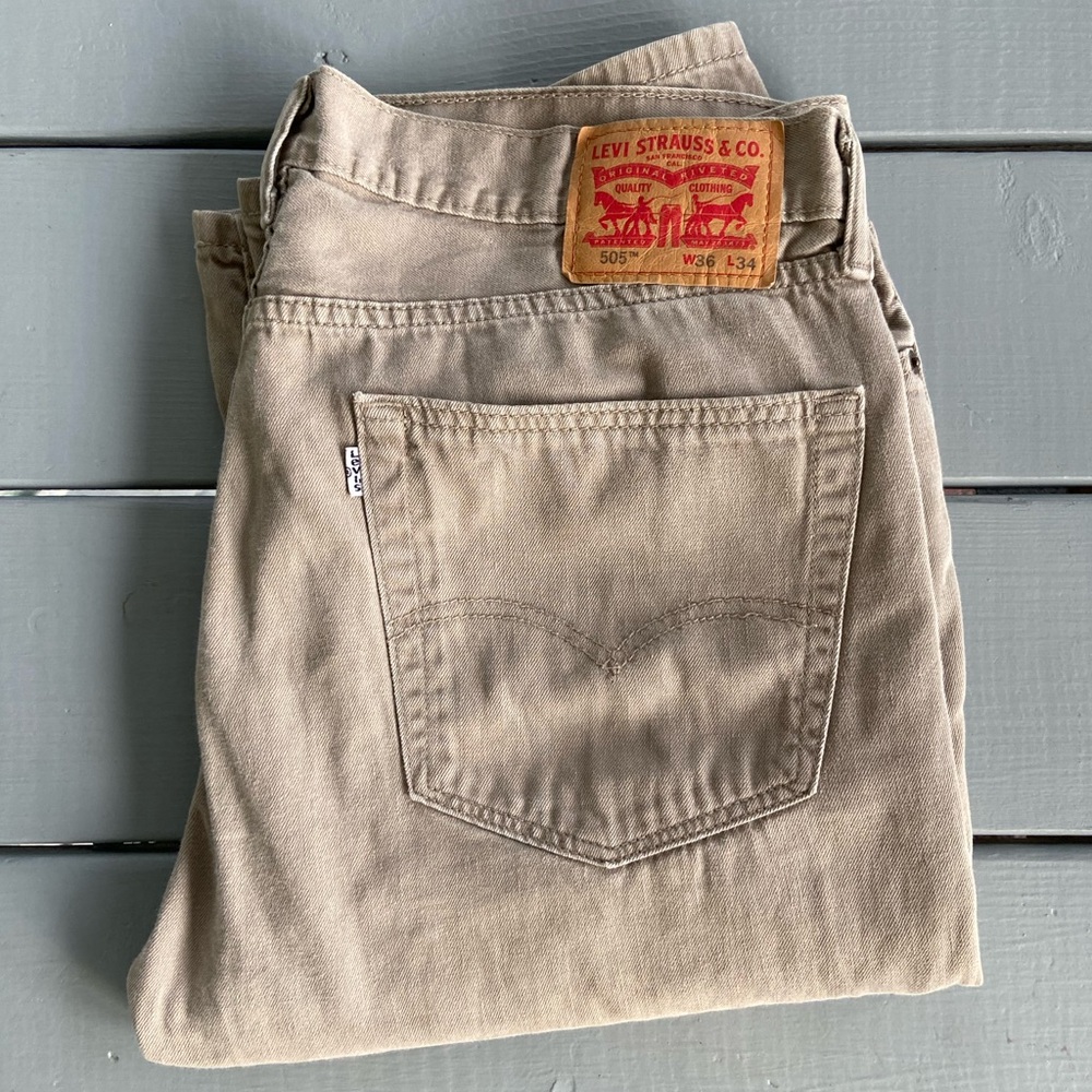 Vintage 505 White Tab Levis in Khaki / Tan W36 L34